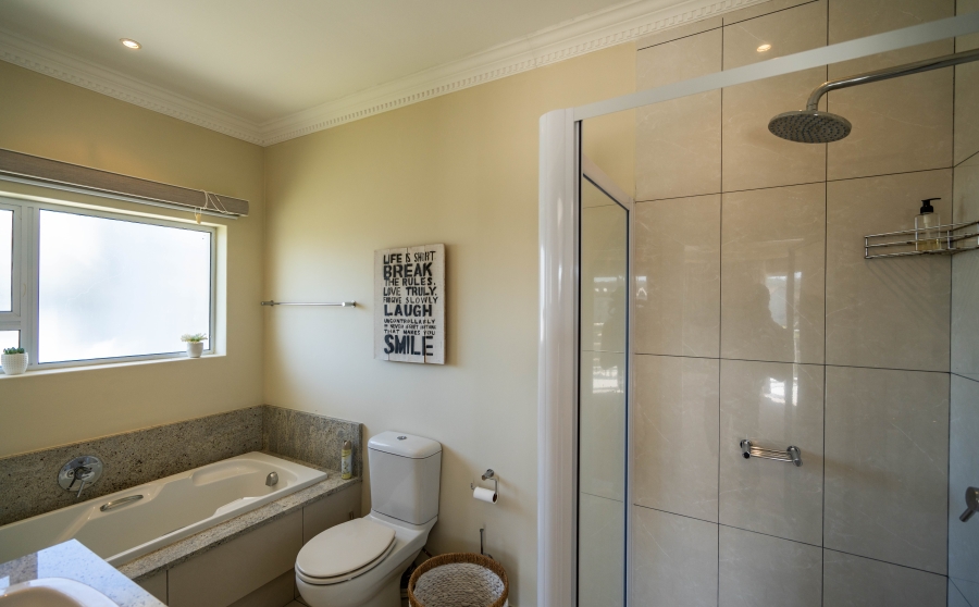 7 Bedroom Property for Sale in Royal Alfred Marina Eastern Cape